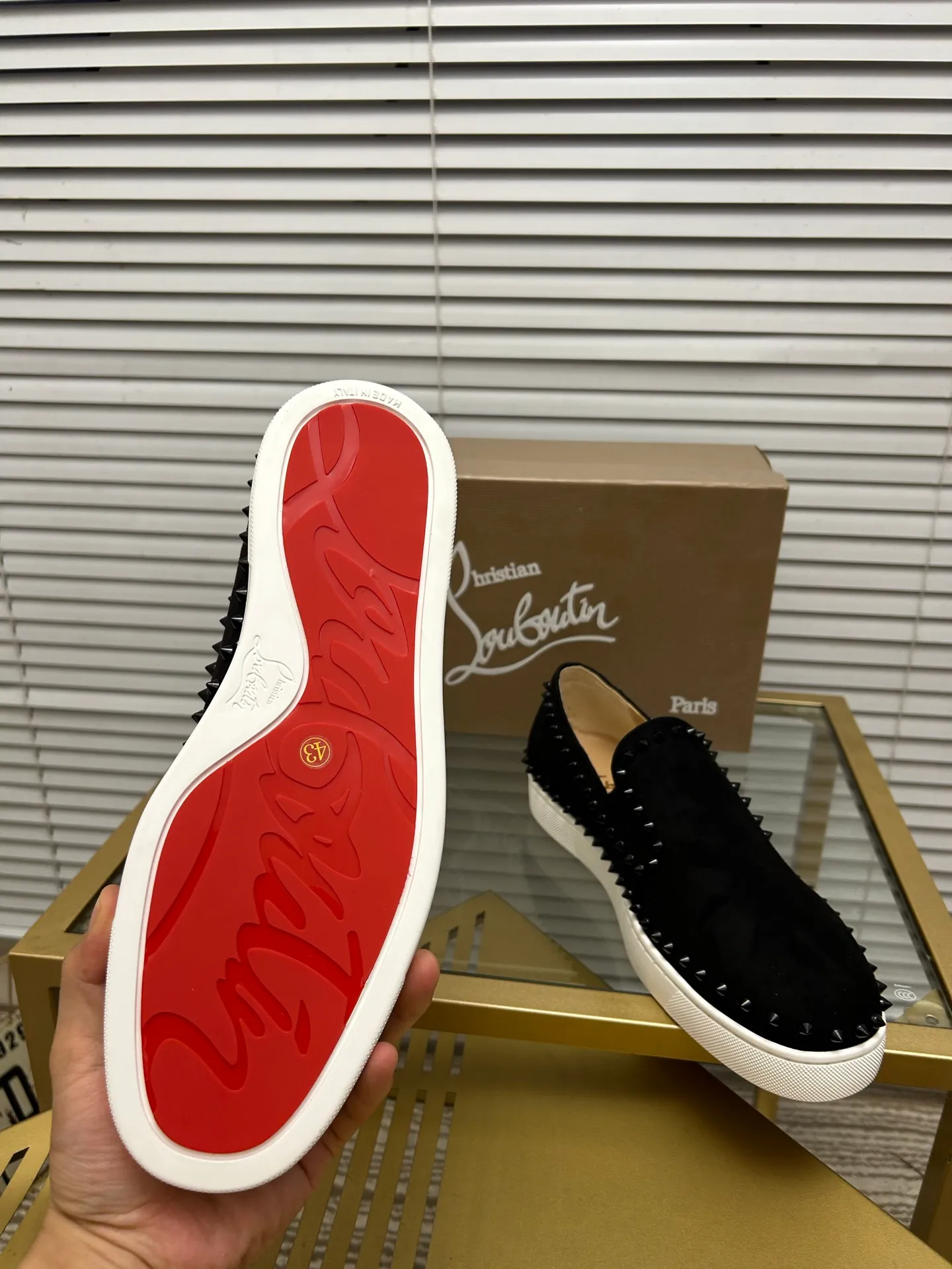 (Customized model) Ex-factory price is 460. christian louboutin (CL red sole shoes) counter series, casual sneakers for couples 📢 📢 📢 Exclusive hot style release 🎈🎈💪 Movable latex feet 👻 Finished outsole line [Proud] 😝Female 35-40# Male 38#-46, global supply😝 [Top version]: Original imported genuine leather upper, top original leather lining, original molded TPU outsole, original 1:1 detail processing, original shoe last,